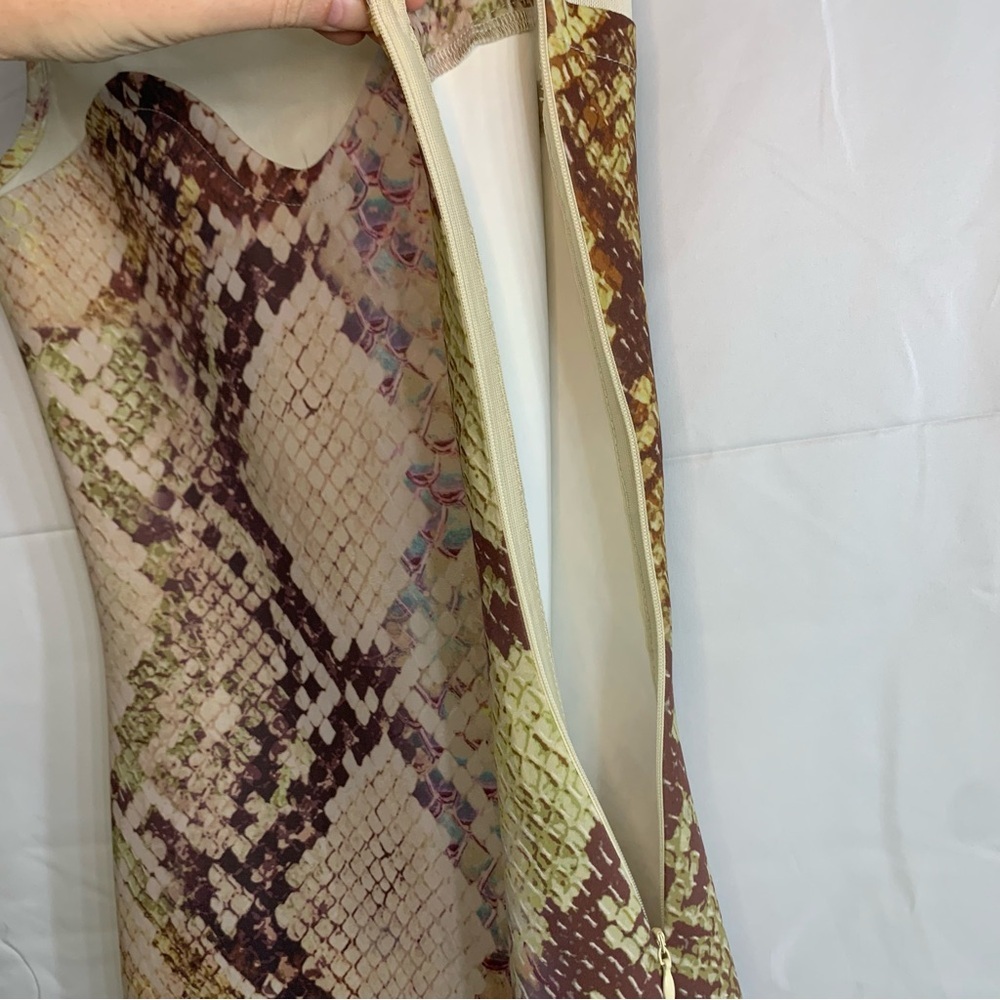 NWoT Guess Amanda Snakeskin Fitted Dress Mesh Glam Multi Color, size S - Picture 6 of 10